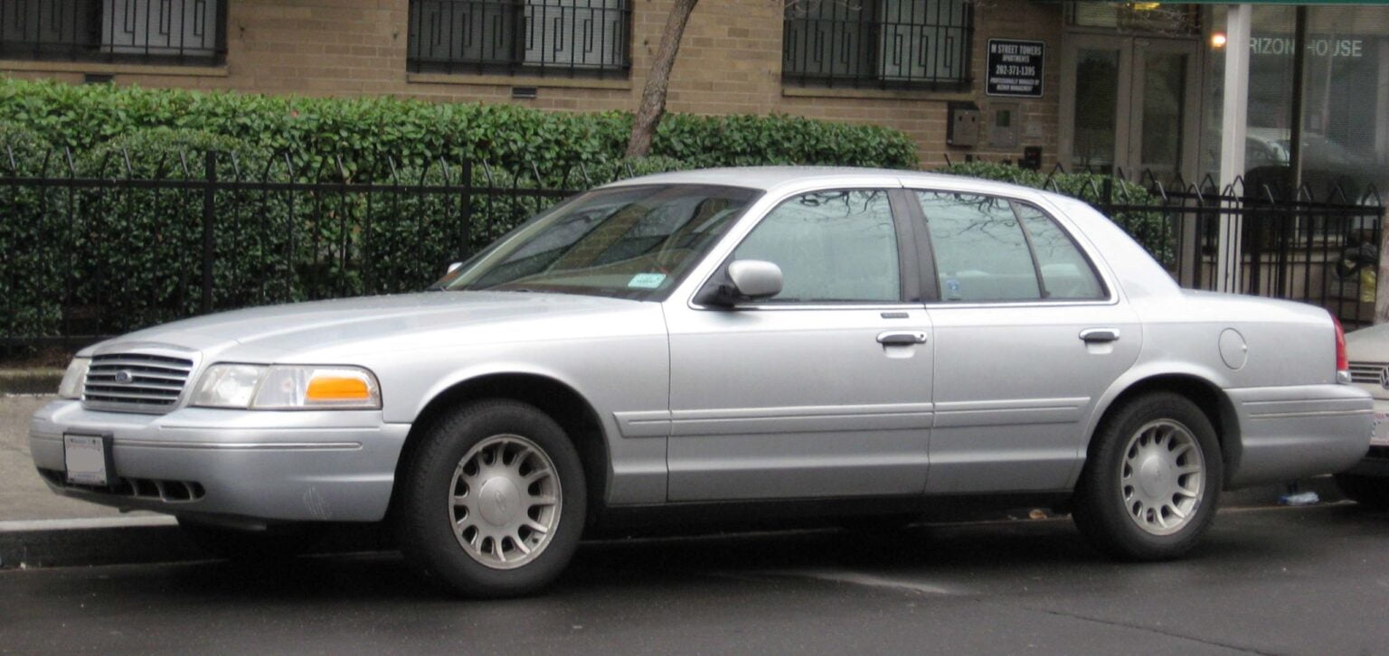 CrownVictoria1998