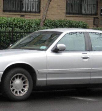 CrownVictoria1998