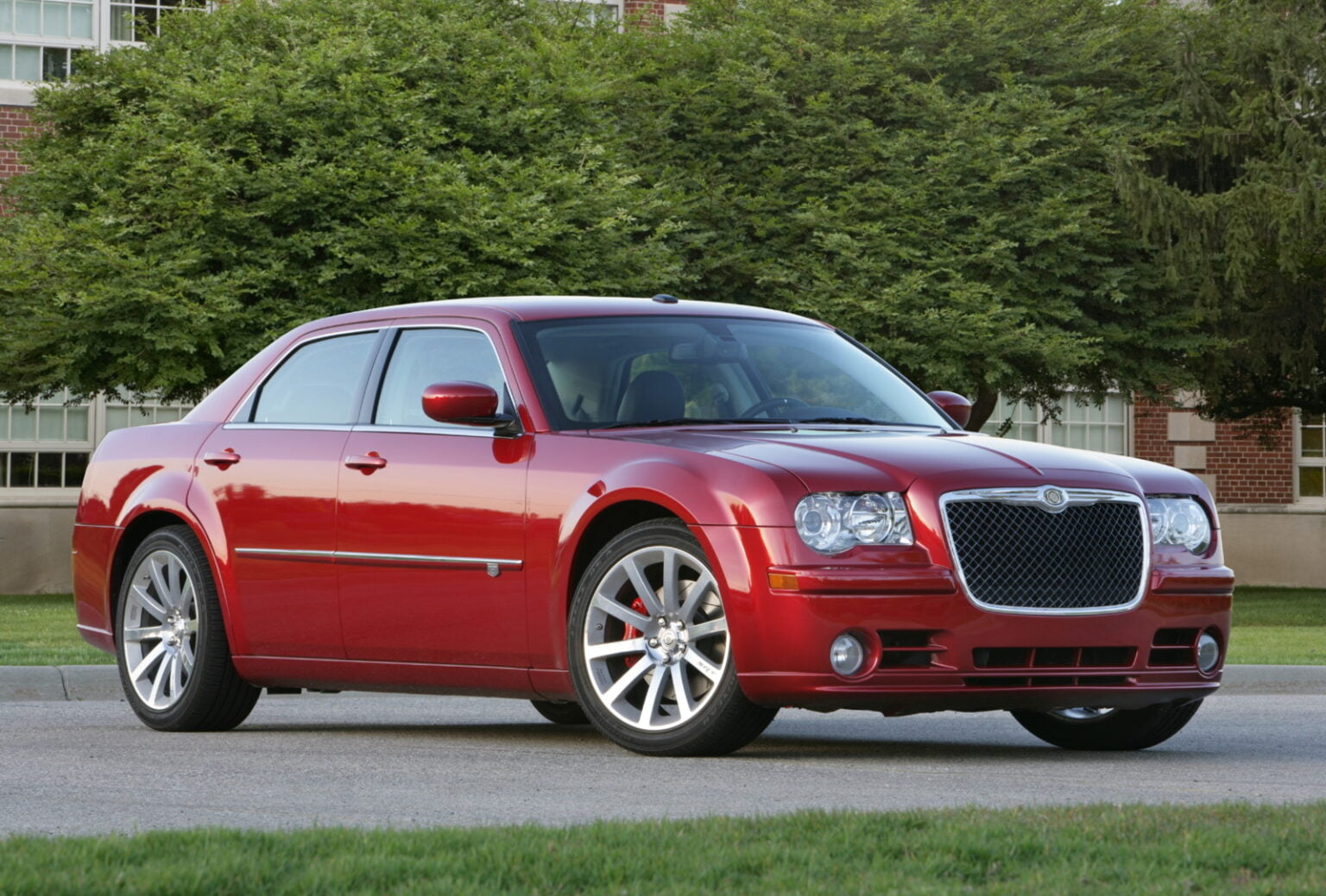 Manual de Usuario CHRYSLER 300 SRT 2010 en PDF Gratis