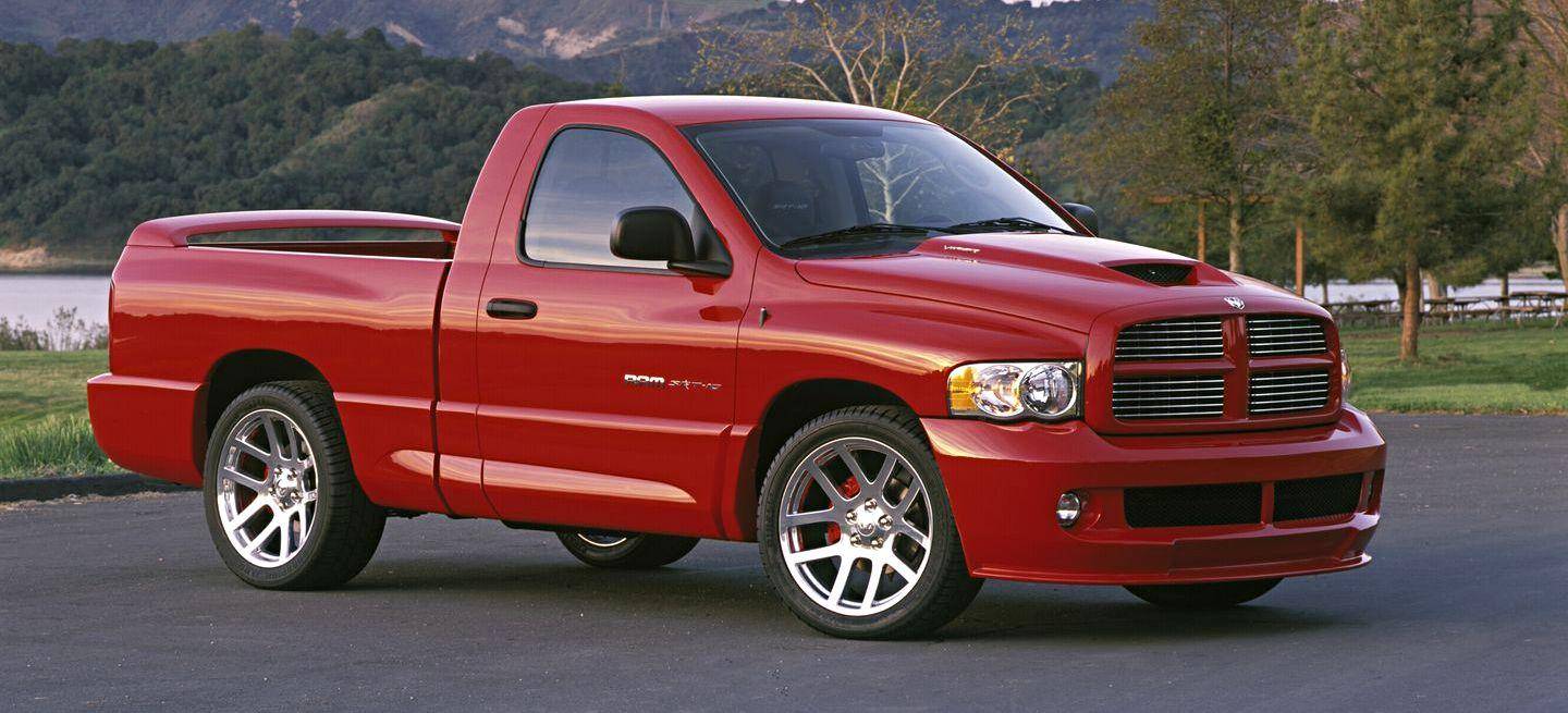 Manual de Usuario DODGE Ram SRT10 2004 en PDF Gratis