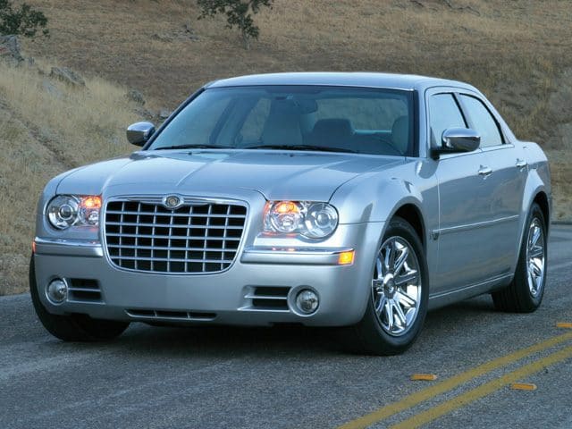 Manual de Usuario CHRYSLER 300 2005 en PDF Gratis