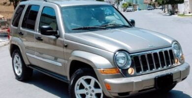 Manual de Usuario JEEP Liberty 2007 en PDF Gratis