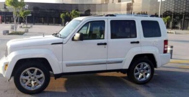 Manual de Usuario JEEP Liberty 2008 en PDF Gratis