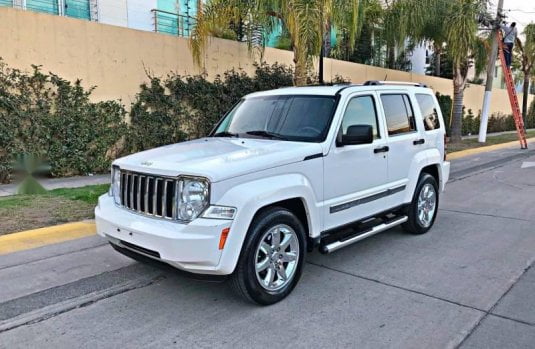 Manual de Usuario JEEP Liberty 2010 en PDF Gratis