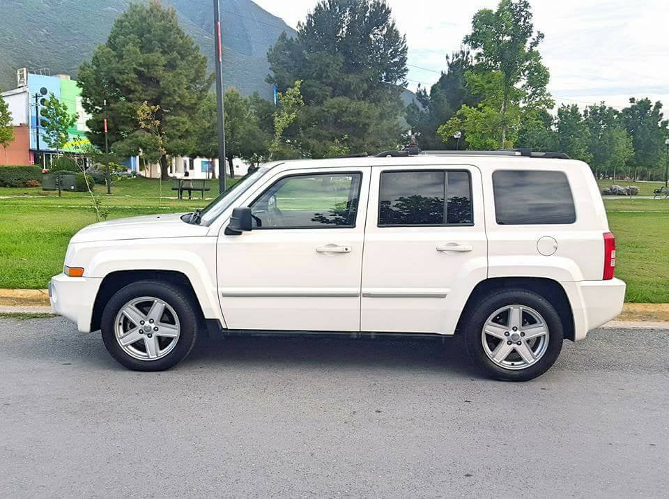 Manual de Usuario JEEP Patriot 2010 en PDF Gratis