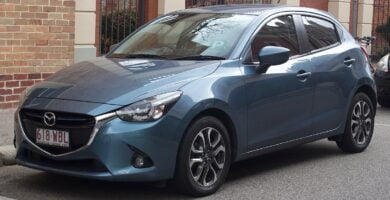 Manual de Usuario MAZDA 2 2014 en PDF Gratis