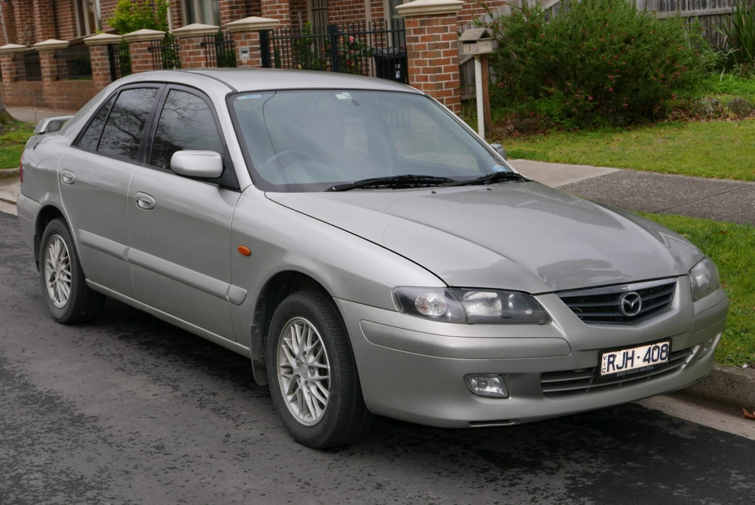 Manual de Usuario MAZDA 626 2002 en PDF Gratis