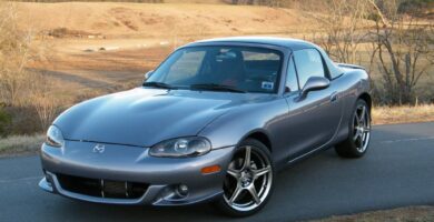 Manual de Usuario MAZDA MX 5 Miata 2004 en PDF Gratis