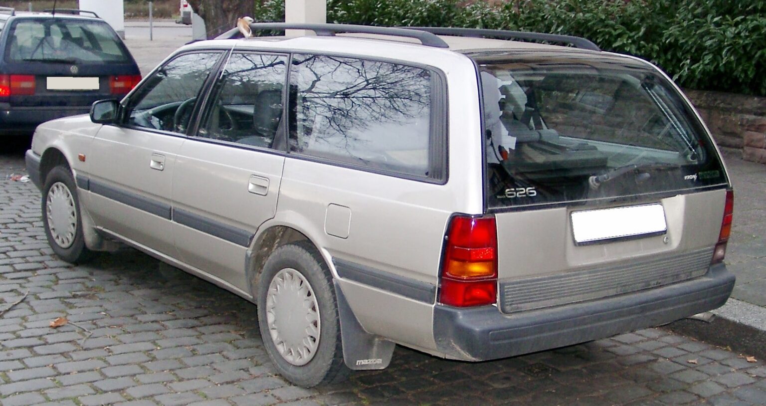Mazda626wagon-1992c