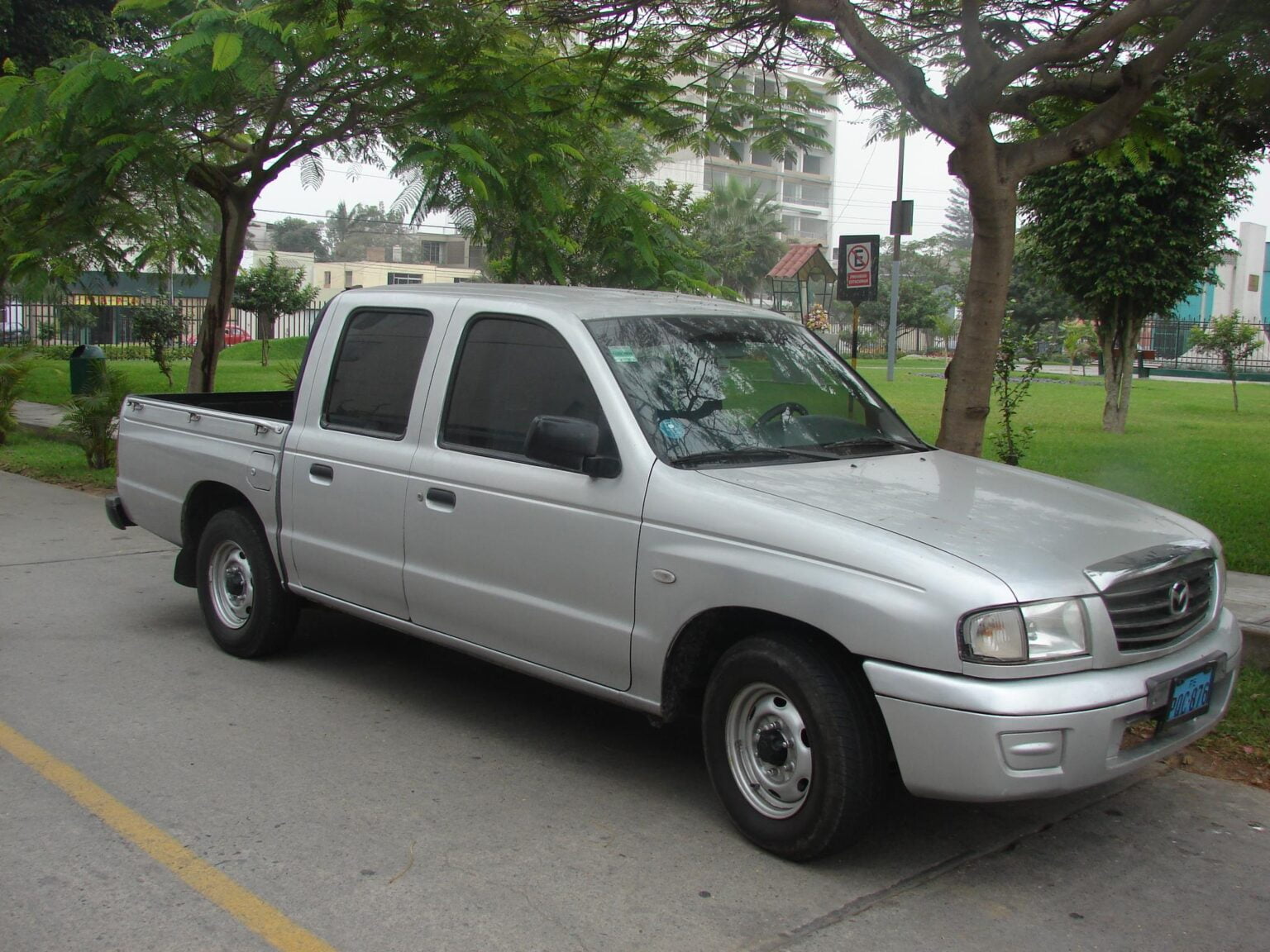 MazdaB2900-1999c