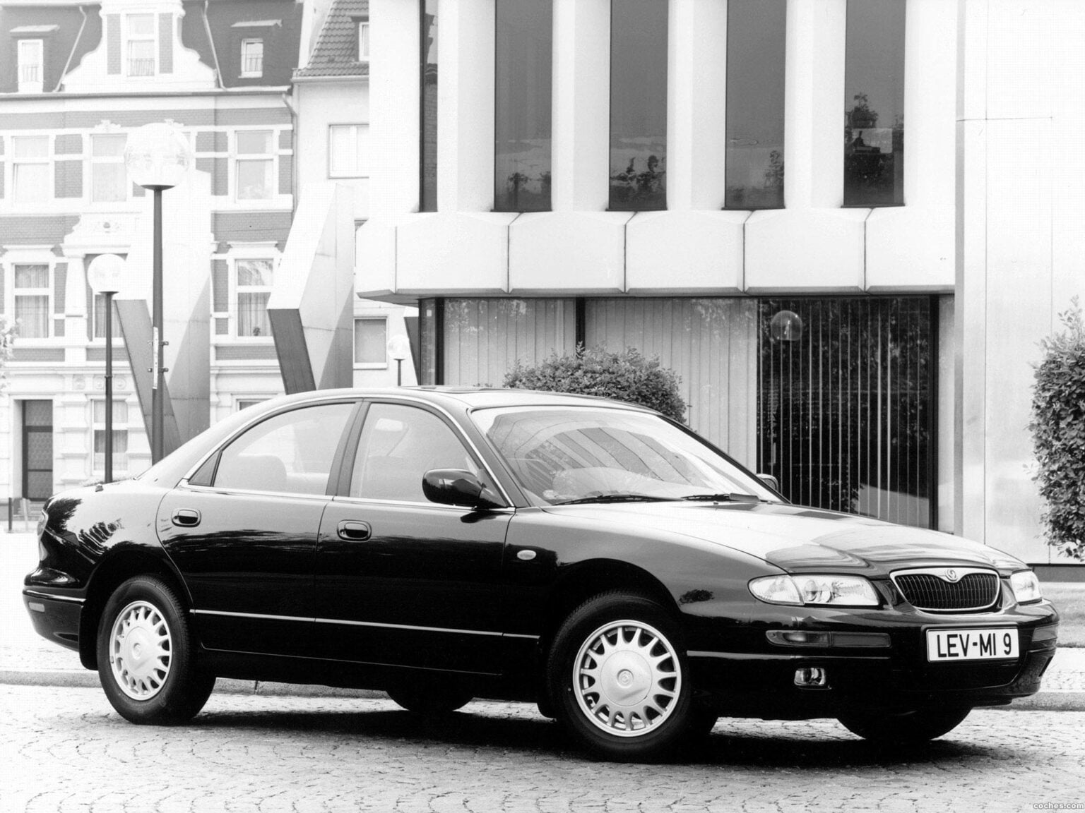 MazdaXedos9-1993c