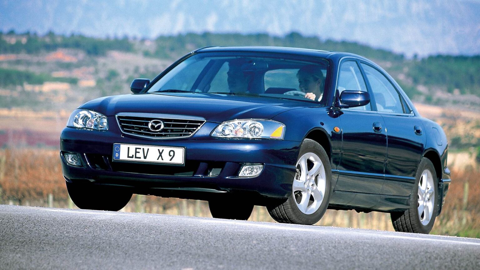 MazdaXedos9-2000