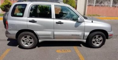 Manual de Usuario CHEVROLET TRACKER 2002 Gratis PDF