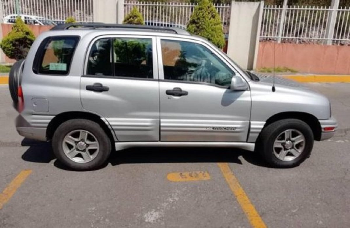 Manual de Usuario CHEVROLET TRACKER 2002 Gratis PDF