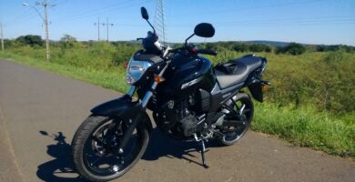 Manual de Moto Yamaha 1ES3 2013 DESCARGAR GRATIS