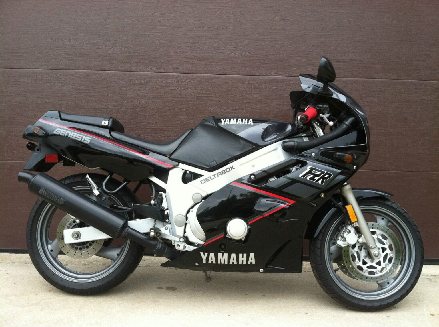 Manual de Moto Yamaha 3HHA 1993 DESCARGAR GRATIS