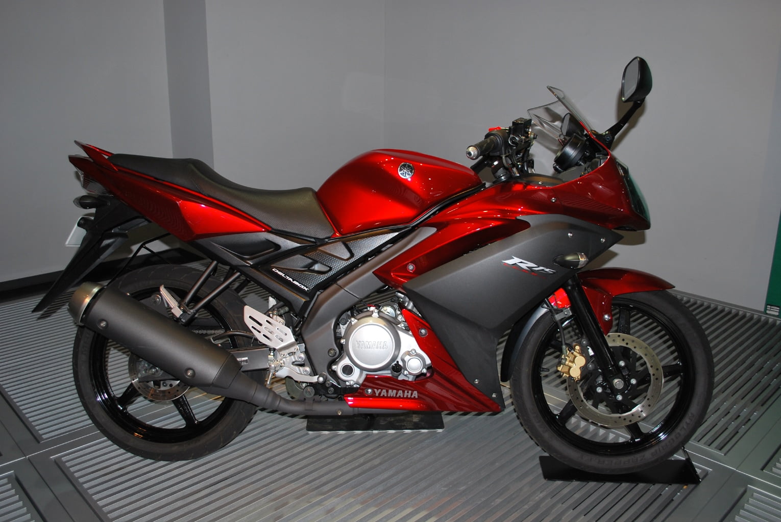 Manual de Moto Yamaha 54C2 2011 DESCARGAR GRATIS