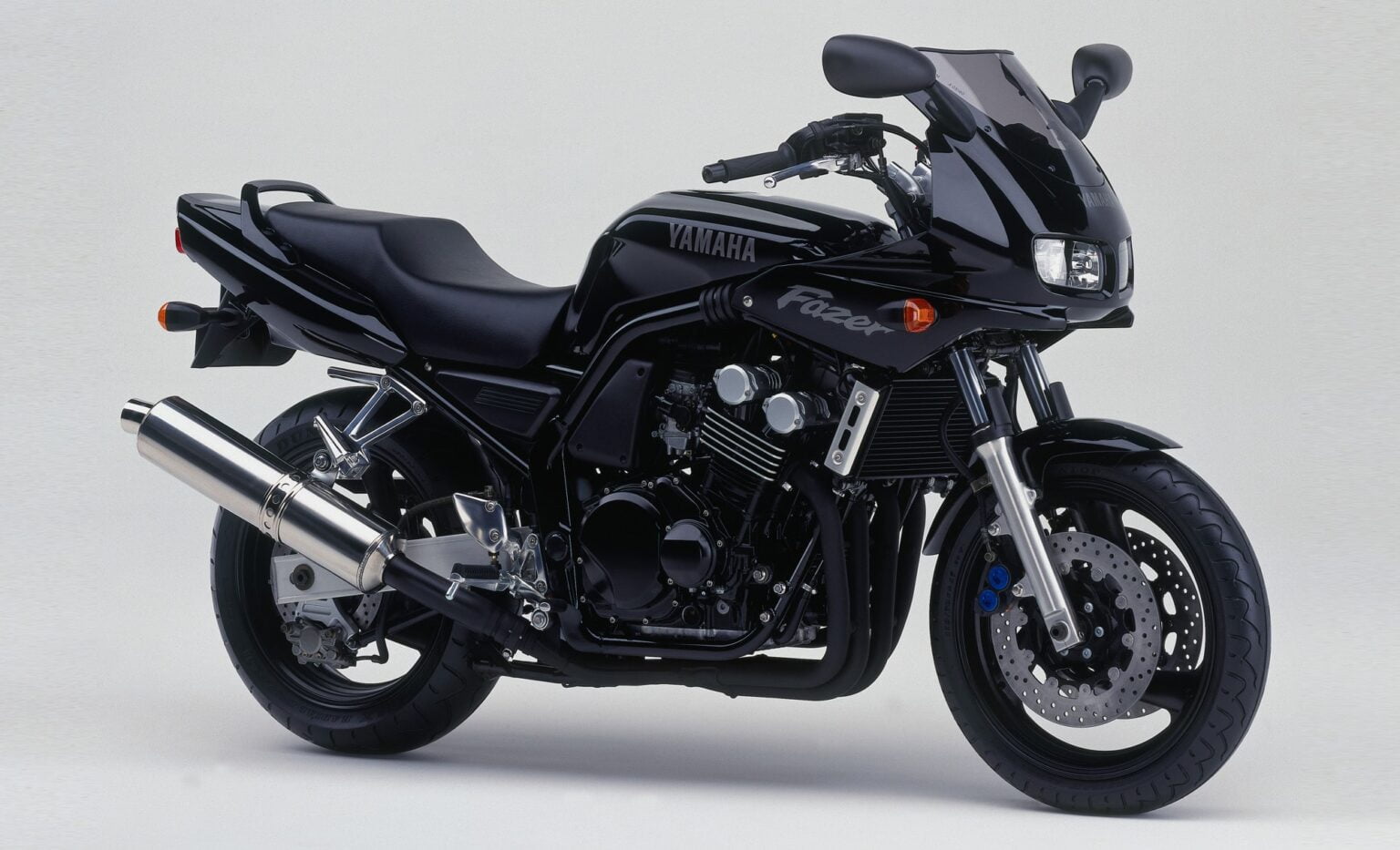 Manual de Moto Yamaha 5DMA 2000 DESCARGAR GRATIS