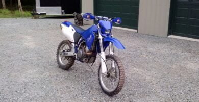 Manual de Moto Yamaha 5GS9 2001 DESCARGAR GRATIS