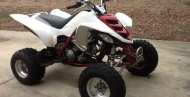 Manual de Moto Yamaha 5LPT 2005 DESCARGAR GRATIS