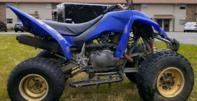 Manual de Moto Yamaha 5NF8 2003 DESCARGAR GRATIS