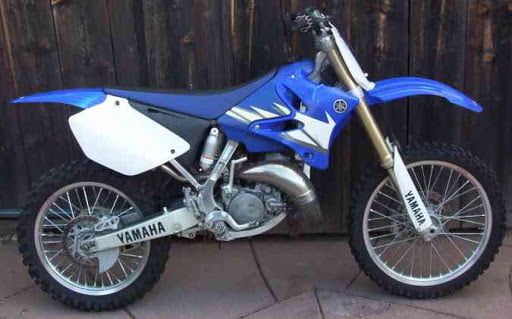 Manual de Moto Yamaha 5NY2 2002 DESCARGAR GRATIS