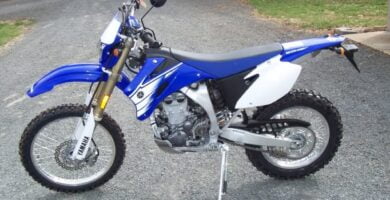 Manual de Moto Yamaha 5TJ2 2003 DESCARGAR GRATIS