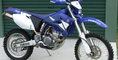 Manual de Moto Yamaha 5TJ6 2004 DESCARGAR GRATIS