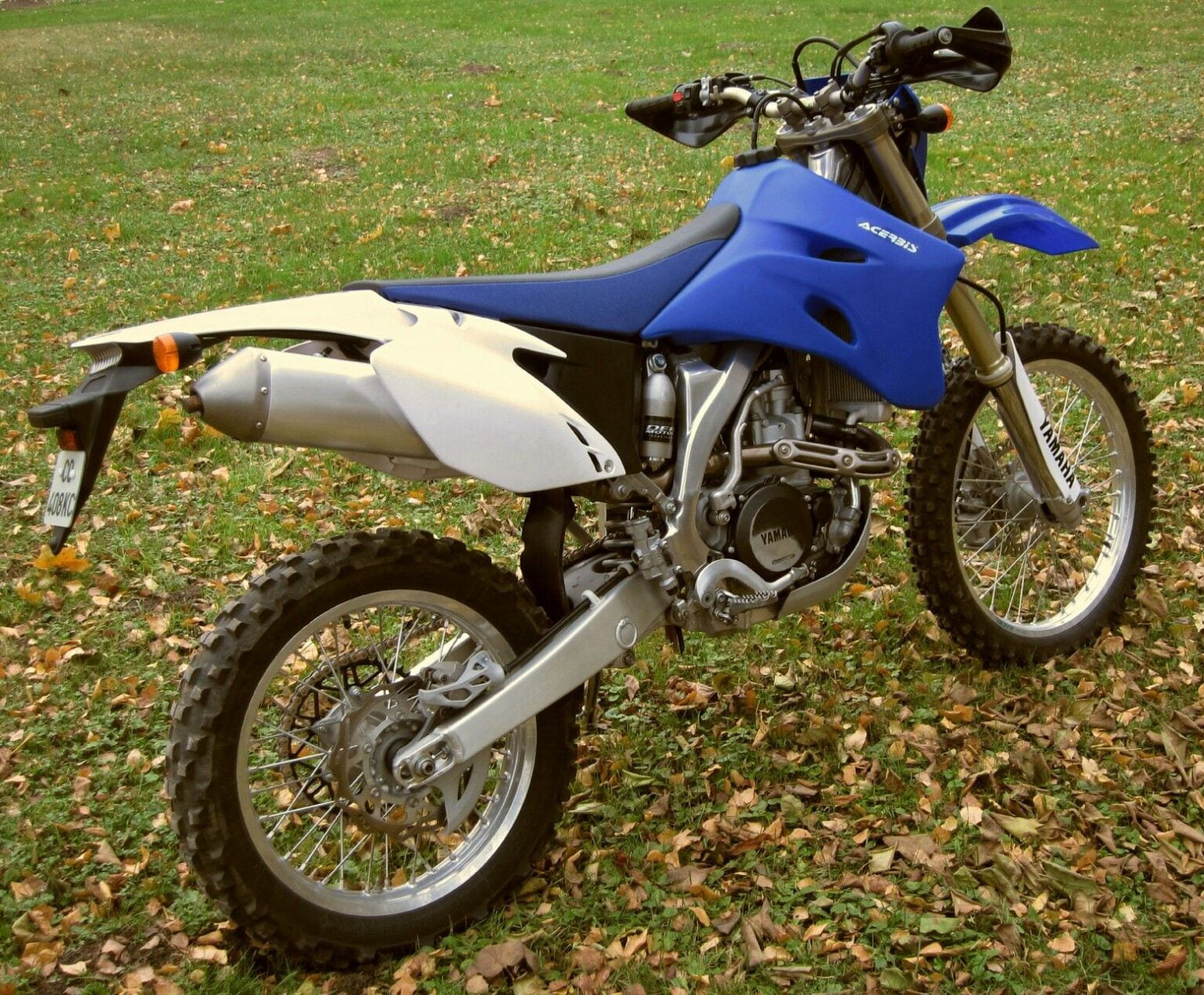 Manual de Moto Yamaha 5TJM 2008 DESCARGAR GRATIS