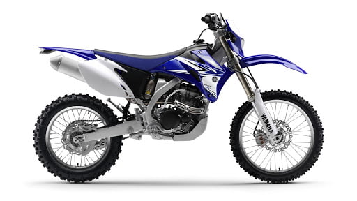 Manual de Moto Yamaha 5UM6 2004 DESCARGAR GRATIS