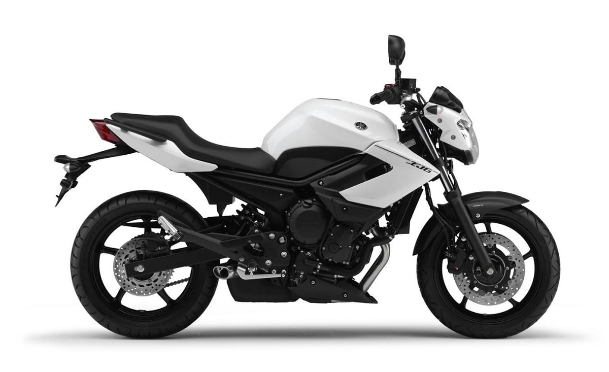 Manual en Español Yamaha XJ6-N 2013 de Usuario PDF GRATIS