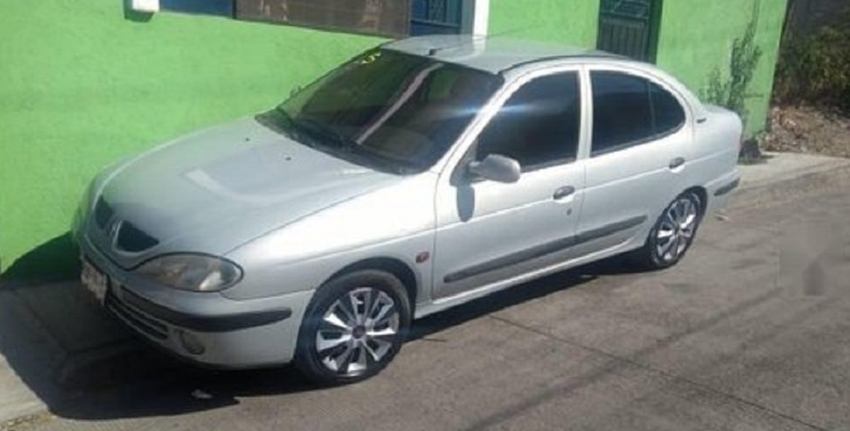 Manual RENAULT MEGANE 2004 de Usuario