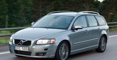 Manual VOLVO V50 2007 de Usuario