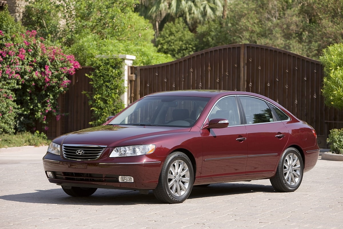 Manual HYUNDAI AZERA 2010 de Usuario