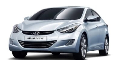 Manual HYUNDAI AVANTE 2011 de Usuario