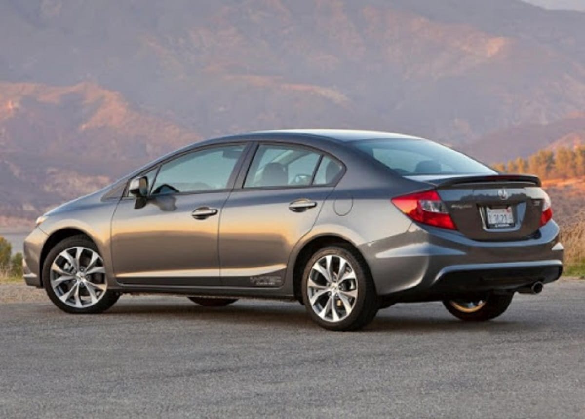 Manual Honda Civic Sedan 2012 de Usuario