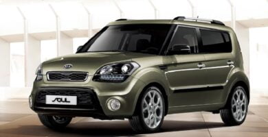 Manual KIA Soul 2012 de Usuario