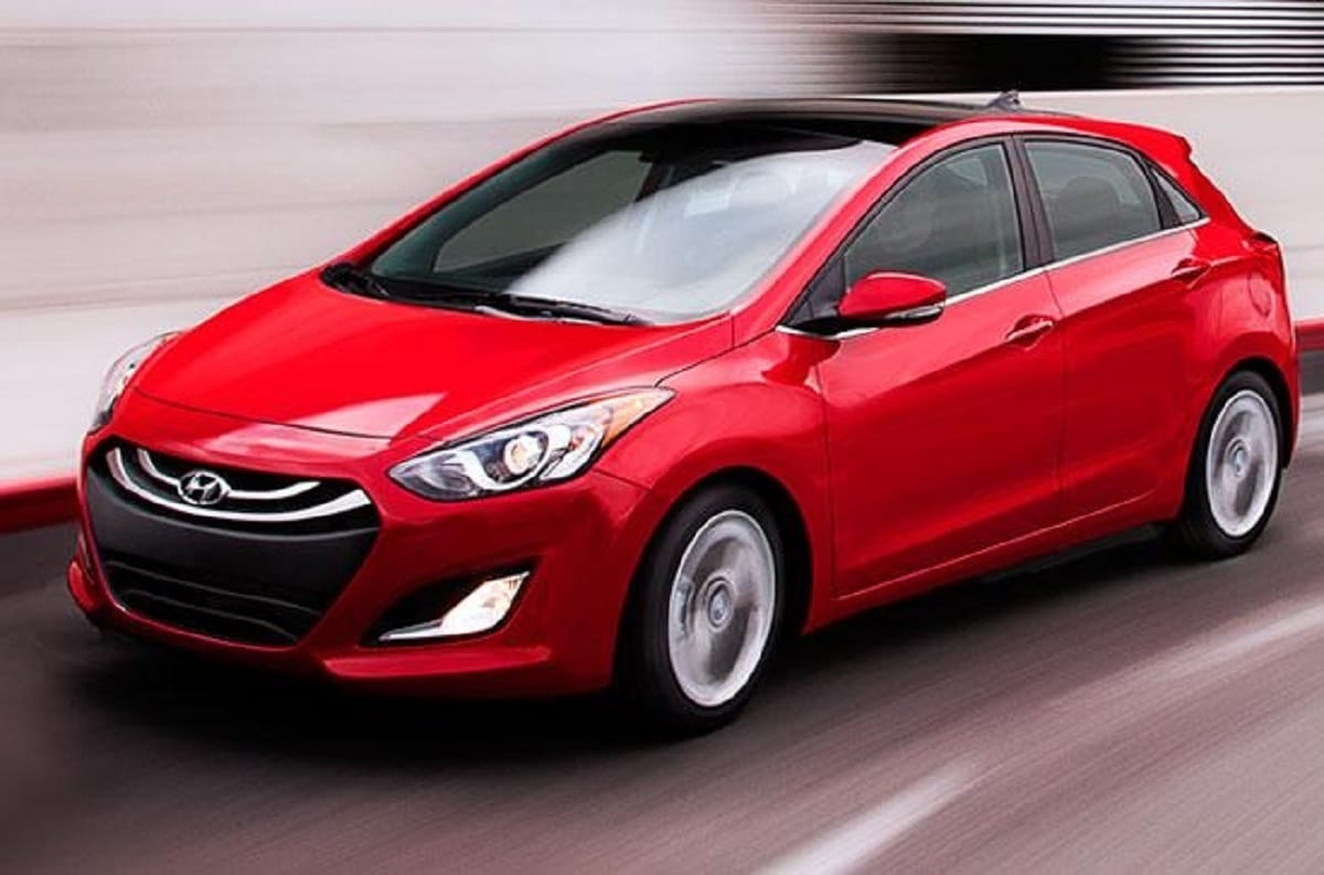 Manual HYUNDAI ELANTRA GT 2013 de Usuario