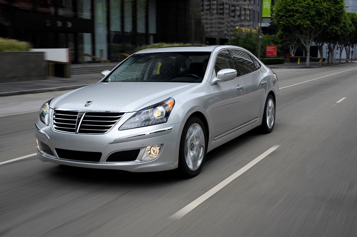 Manual HYUNDAI EQUUS 2013 de Usuario