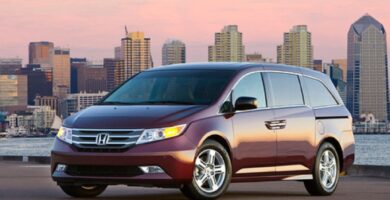 Manual Honda Odyssey 2013 de Usuario