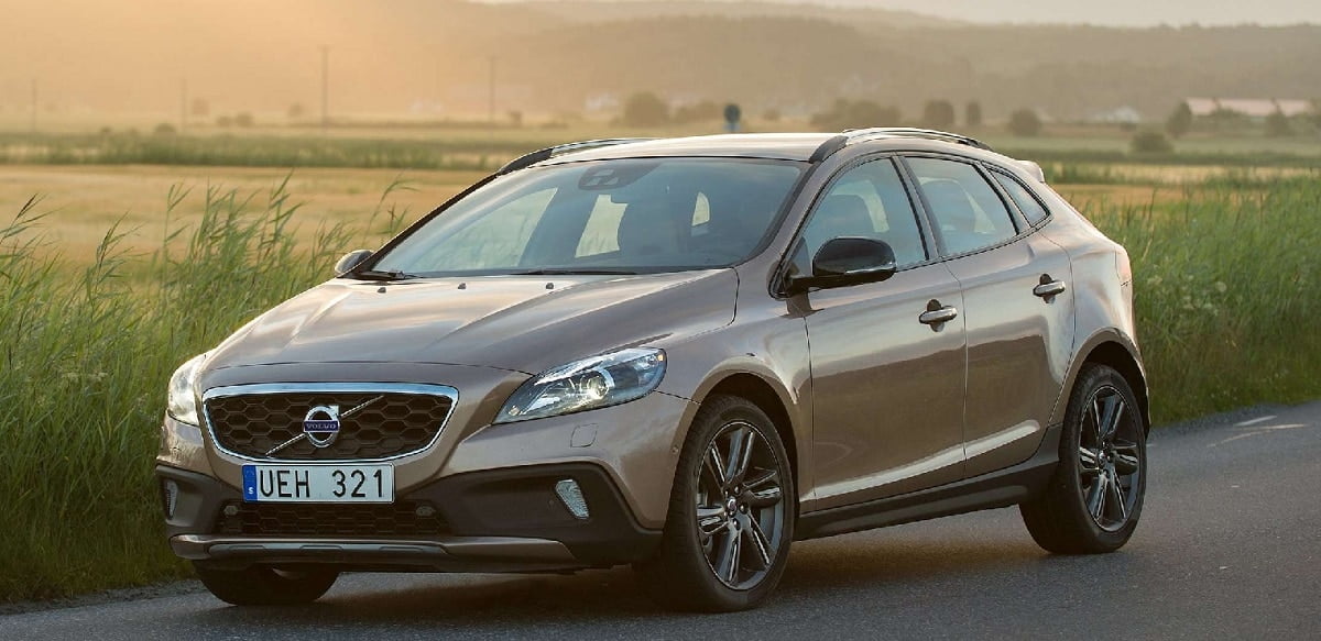 Manual VOLVO V40 CROSS COUNTRY 2014 de Usuario