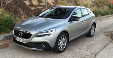 Manual VOLVO V40 CROSS COUNTRY 2016 de Usuario