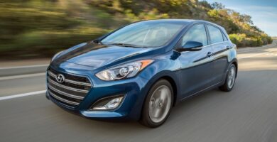 Manual HYUNDAI ELANTRA GT 2016 de Usuario