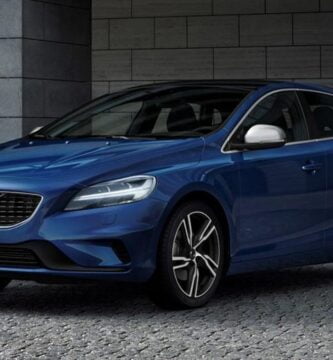 Manual VOLVO V40 2017 de Usuario