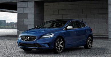 Manual VOLVO V40 CROSS COUNTRY 2018 de Usuario