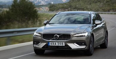 Manual VOLVO V60 TWIN ENGINE 2018 de Usuario