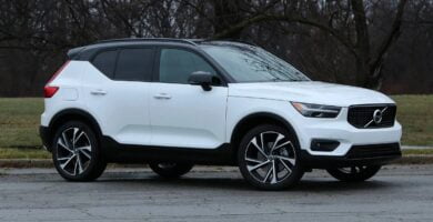 Manual VOLVO XC40 2019 de Usuario