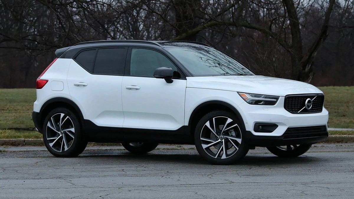 Manual VOLVO XC40 2019 de Usuario