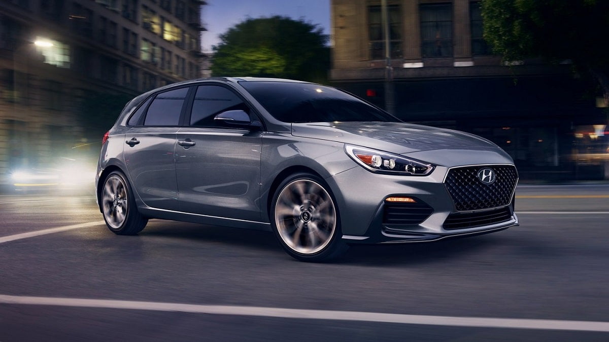 Manual HYUNDAI ELANTRA GT 2020 de Usuario