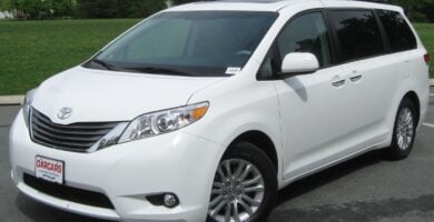 Manual Toyota Sienna 2011 de Usuario